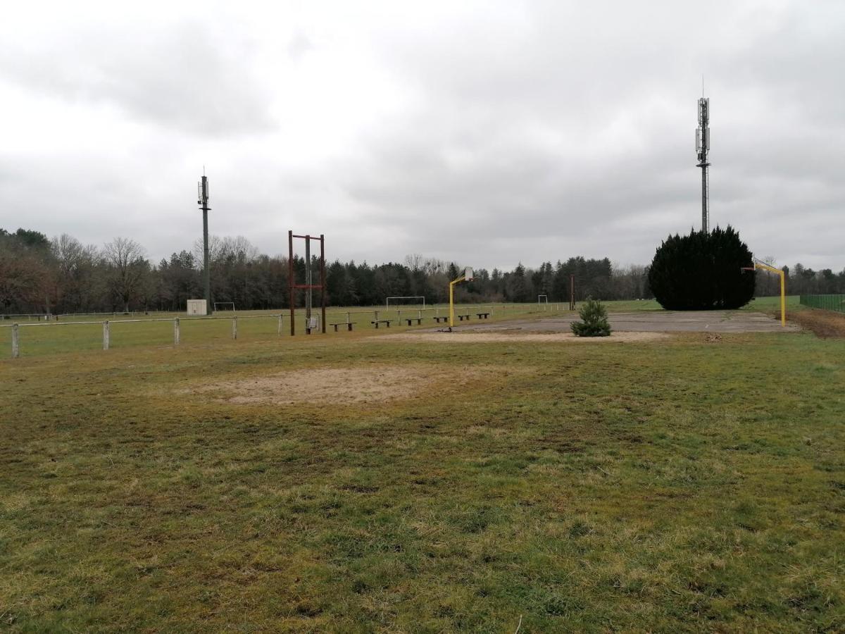 Le Cocoon D'Annabelle - Jolie Maison Avec Jeux Et Grand Jardin Pierrefitte-sur-Sauldre Zewnętrze zdjęcie