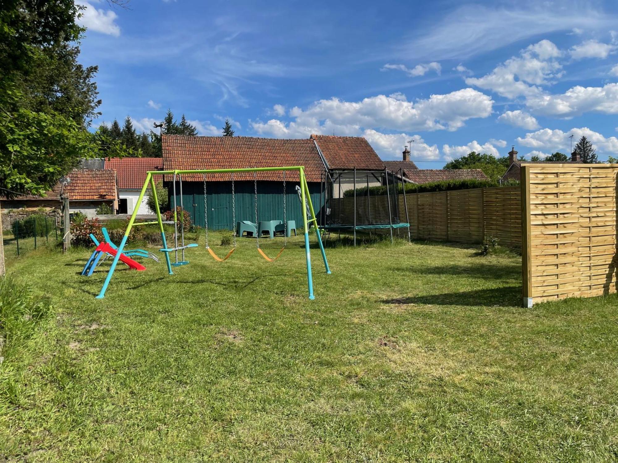 Le Cocoon D'Annabelle - Jolie Maison Avec Jeux Et Grand Jardin Pierrefitte-sur-Sauldre Zewnętrze zdjęcie